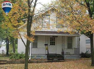 905 N 9th St, Marysville, KS 66508