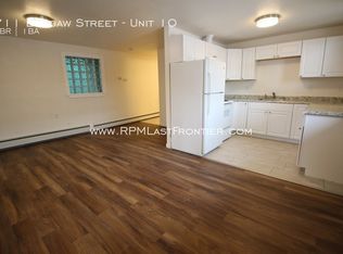 711 Bragaw St APT 10, Anchorage, AK 99508