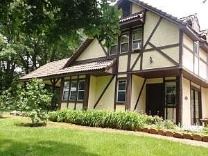 2nd image of 304 Meadow Lark Dr N