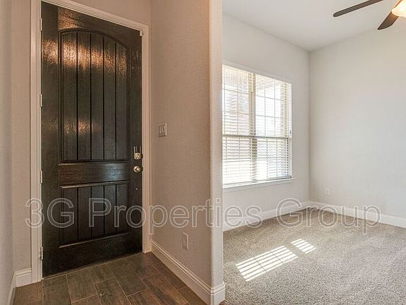 4th image of 720 Boardwalk Way