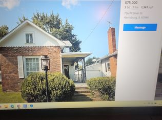 726 W Sloan St, Harrisburg, IL 62946