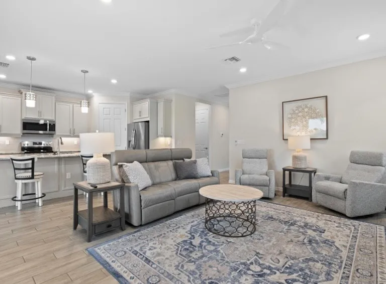 351 Toscavilla Blvd — Photo 8