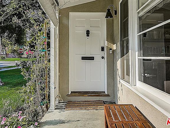 3rd image of 1444 N Myers St