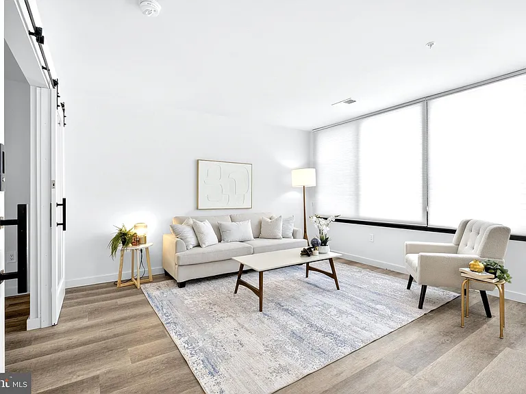 700 Roeder Rd #105 — Photo 7