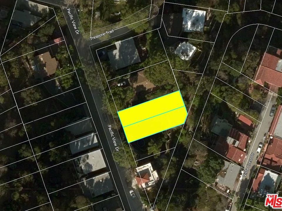 2nd image of 6826 Pacific View Dr