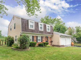 1228 Allison Ln, Schaumburg, IL 60194