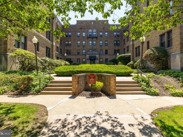 900 Valley Rd APT A202, Melrose Park, PA 19027