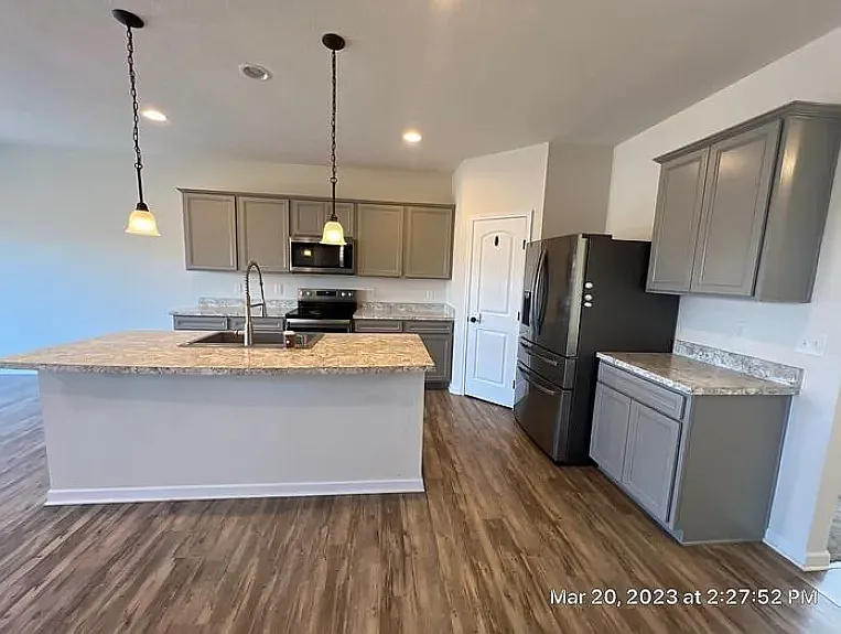 413 Fox Dr — Photo 29