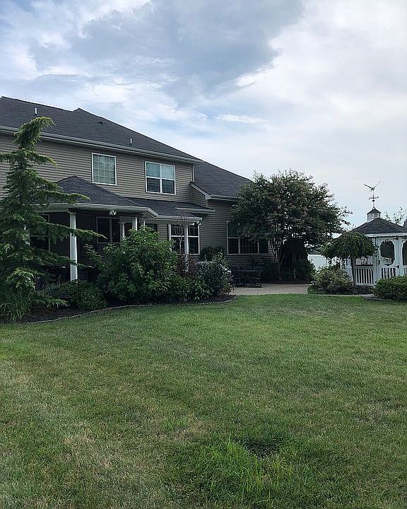 2nd image of 179 Ridgewood Rd