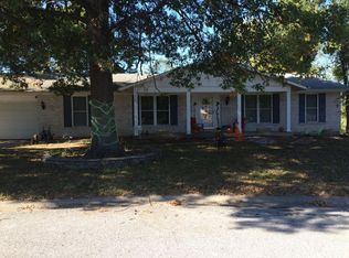 1321 Sherbrooke Rd, Saint Charles, MO 63303