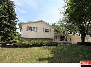 1027 Meadow Ln, Fond Du Lac, WI 54935