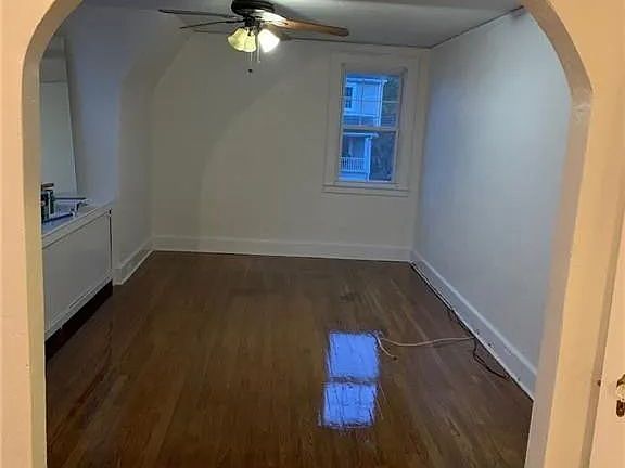 3rd image of 51 Plymouth Rd Unit A