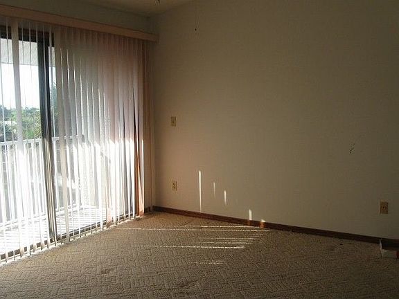 2nd image of 2900 Ocean Shore Blvd #2020