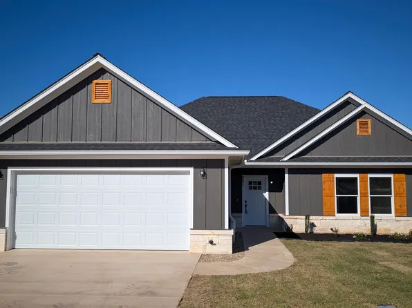 201 Toro Dr, Winona, TX 75792