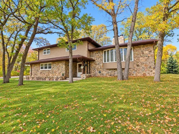 7851 45th St NE, Devils Lake, ND 58301