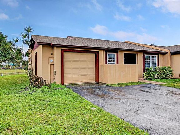 3rd image of 9390 S Meadows Cir #9390