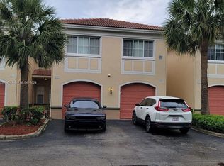 2439 Centergate Dr APT 103, Hollywood, FL 33025