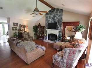 3955 Country View Dr, Baton Rouge, LA 70816