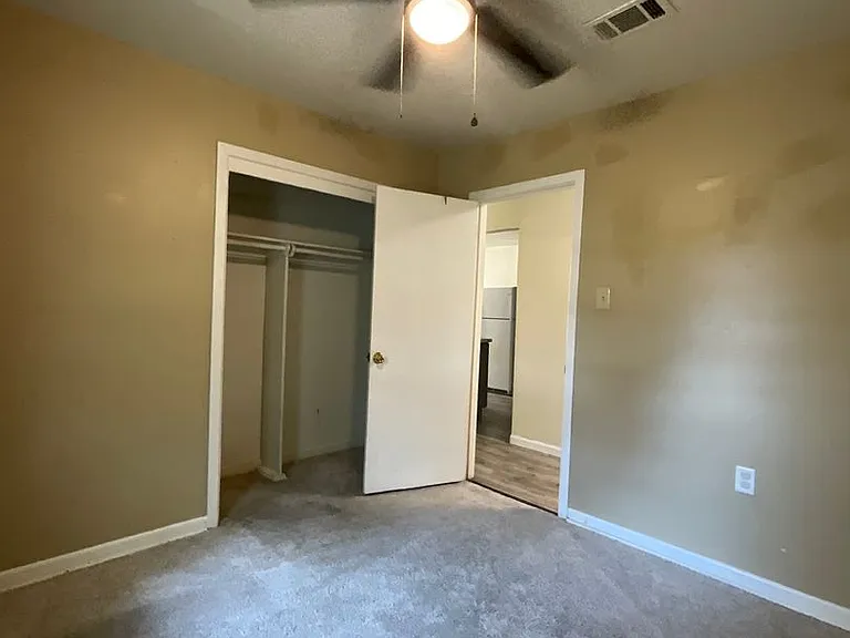 1314 Oak Dr — Photo 12