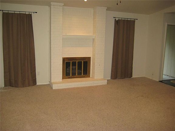 3rd image of 1507 Hindsdale Dr