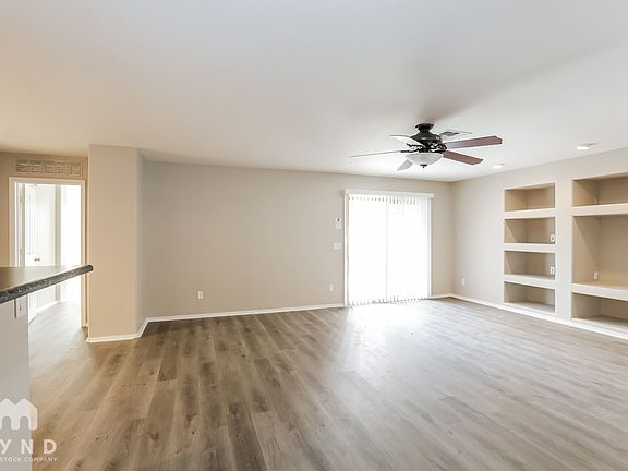 5th image of 42365 W Bunker Dr