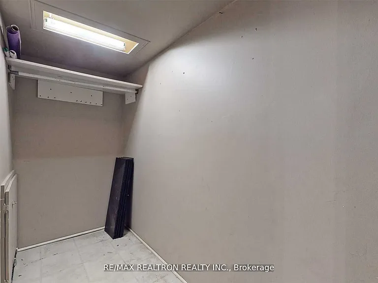 1250 Dartmoor St #LOWER — Photo 18
