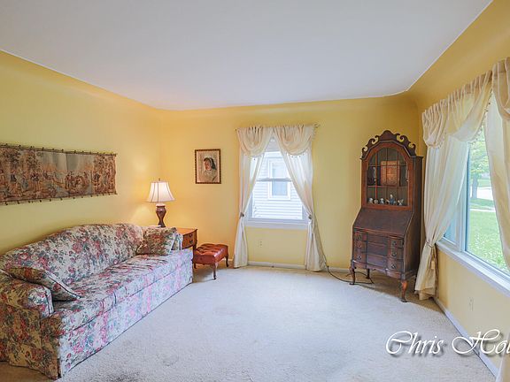 5th image of 1146 Cricklewood St SW