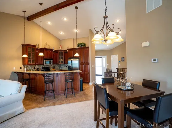 305 Thornsberry Rd Unit B, Lake Ozark, MO 65049