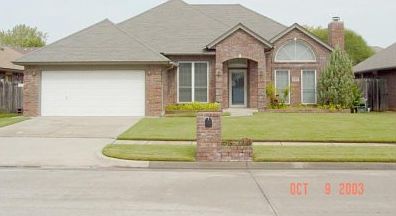 1st image of 1229 SW 133rd Pl