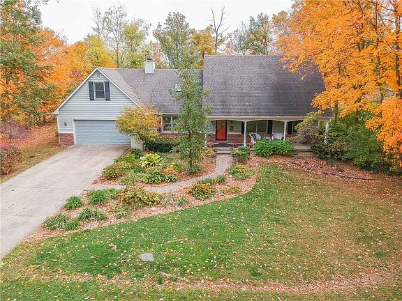4th image of 3559 Lakewood Dr