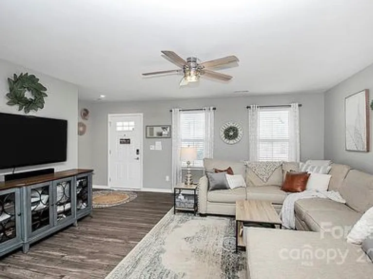 5316 Merwyn Ave — Photo 7