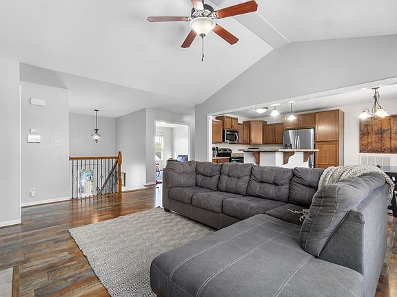3rd image of 1061 Ishee Dr