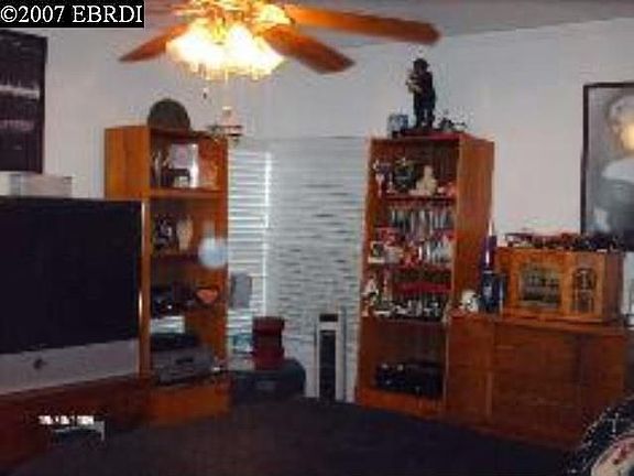 4th image of 525 Blossom Way