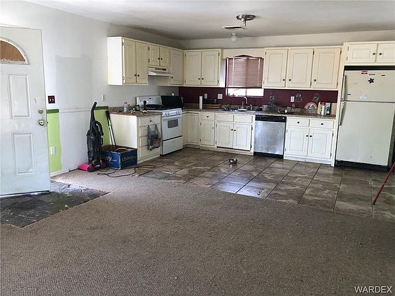 2nd image of 1450 E Paseo Redondo