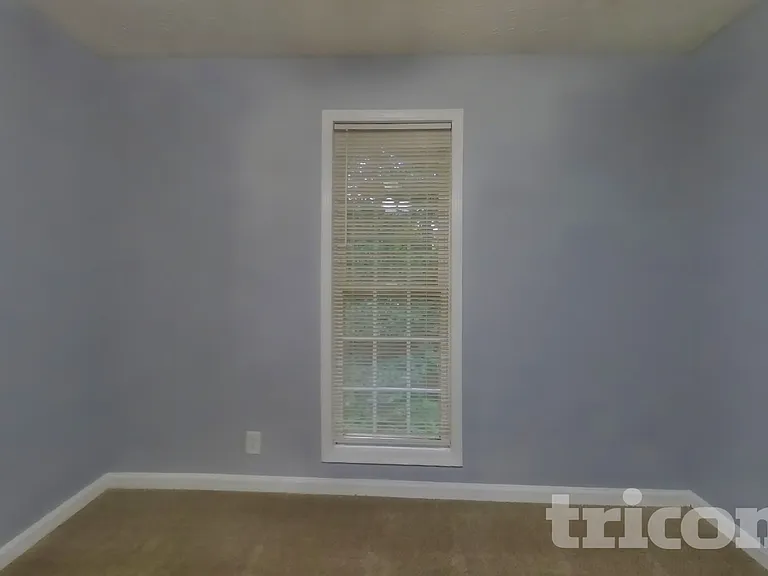 137 Poplar Way — Photo 15