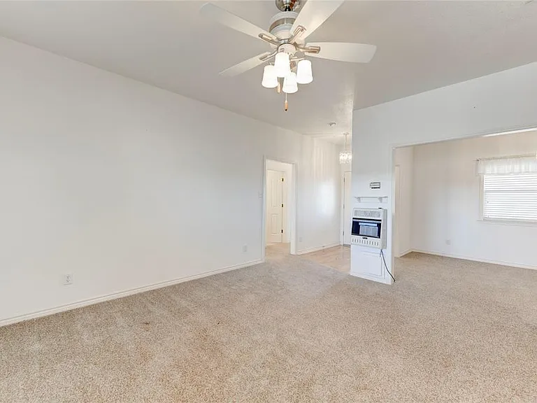 2300 County Road 302 — Photo 11