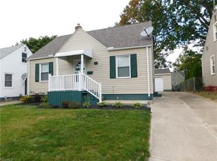 851 Austin Ave, Akron, OH 44306
