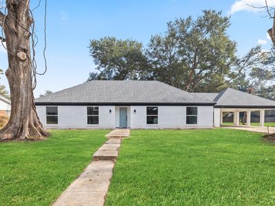 704 Victory Dr, New Iberia, LA, 70563