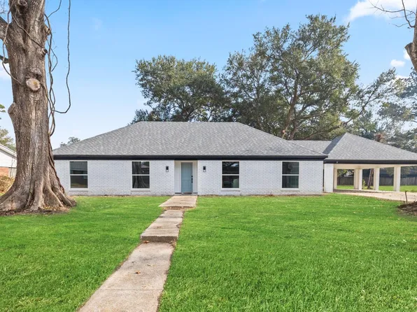 704 Victory Dr, New Iberia, LA 70563