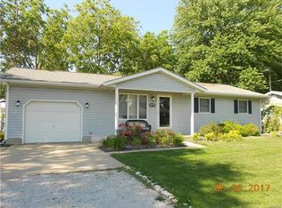 549 W Oak St, Aviston, IL