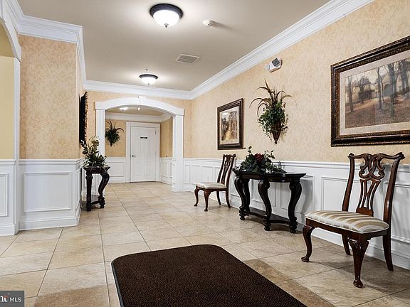 5th image of 7320 Maple Ave APT 235