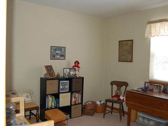 5th image of 3496 Starwick Dr