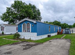402 Sunny Dale Dr, Cranberry Township, PA 16066