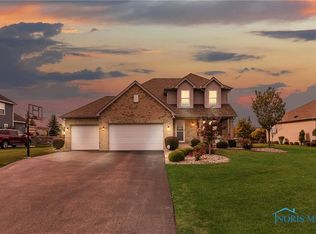 4832 Round House Cir, Monclova, OH 43542