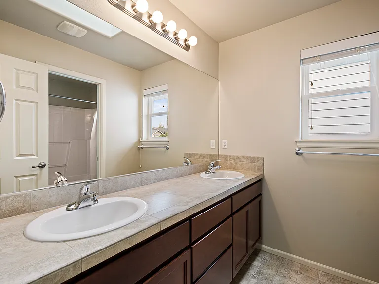 613 195th St SE — Photo 35