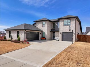 4206 S 87th Pl, Bentonville, AR 72713