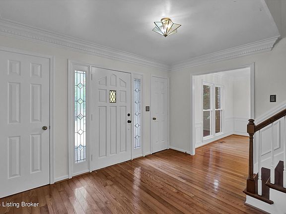 4th image of 3 Autumn Hill Ct