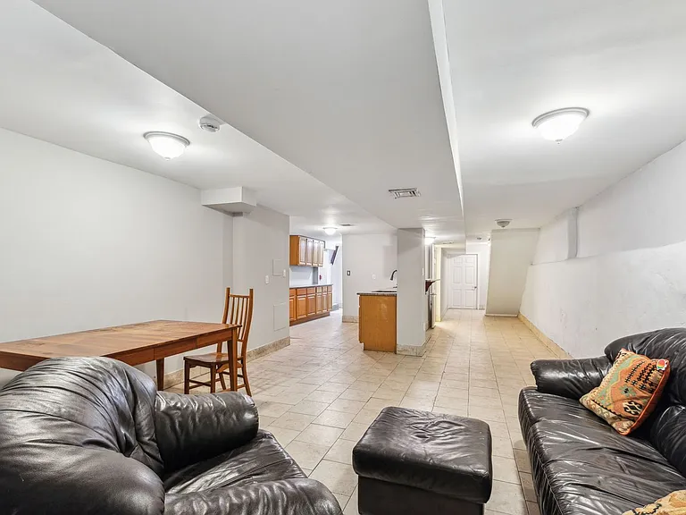 3412 Spring Partners LP — Photo 152
