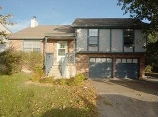 8715 Antioch Rd, Overland Park, KS 66212