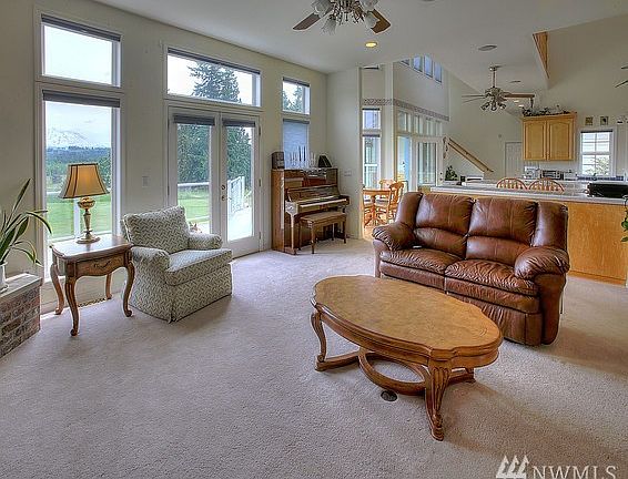 5th image of 1607 434th St E